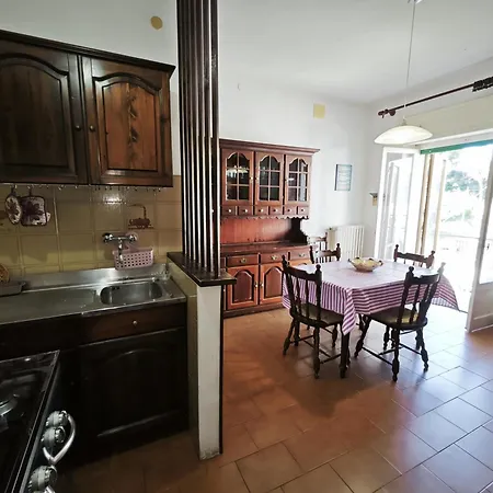 L23 - La Casa Retro Al Mare